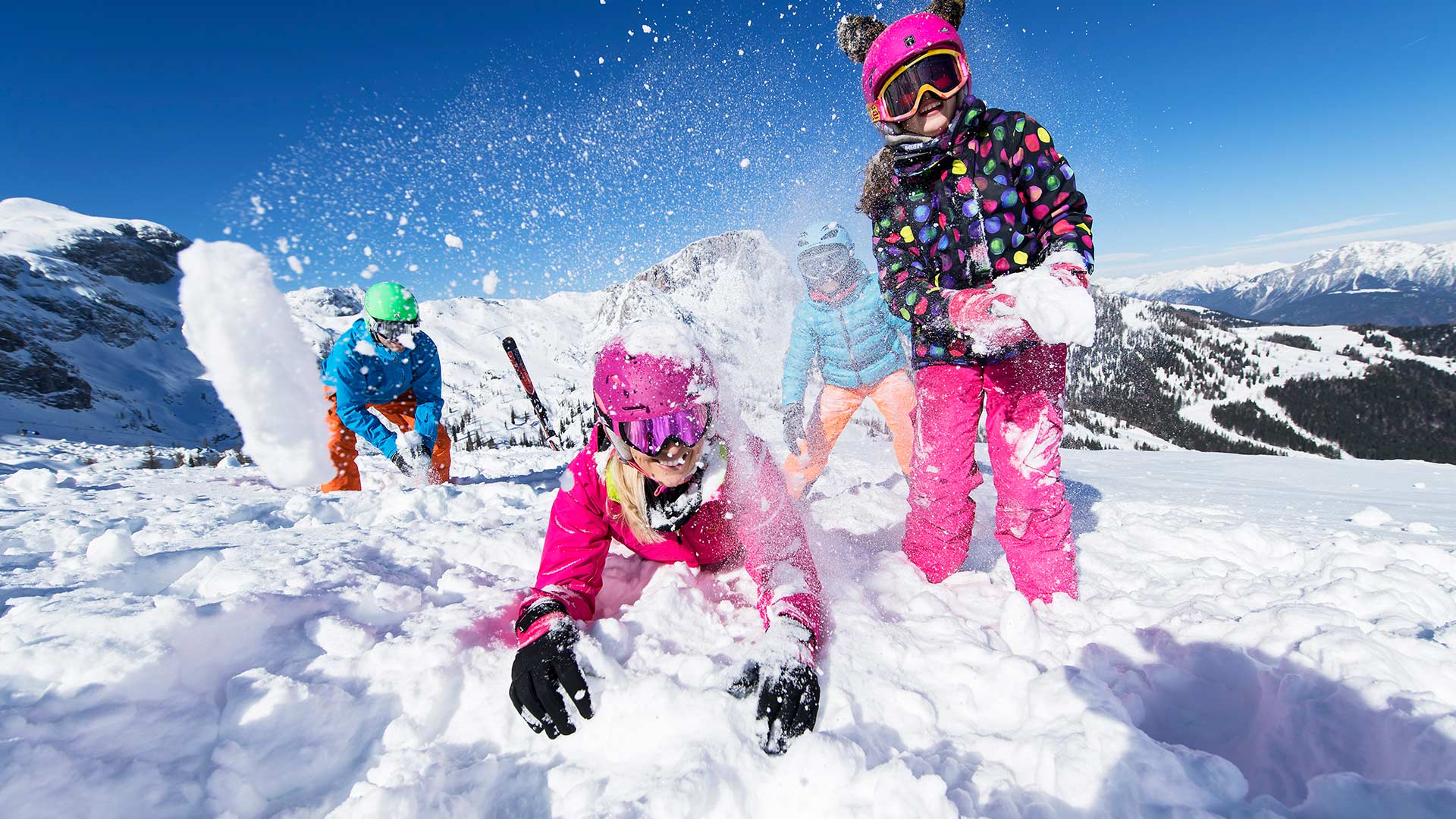 Familienhit Nassfeld Skiurlaub All In direkt an der Piste